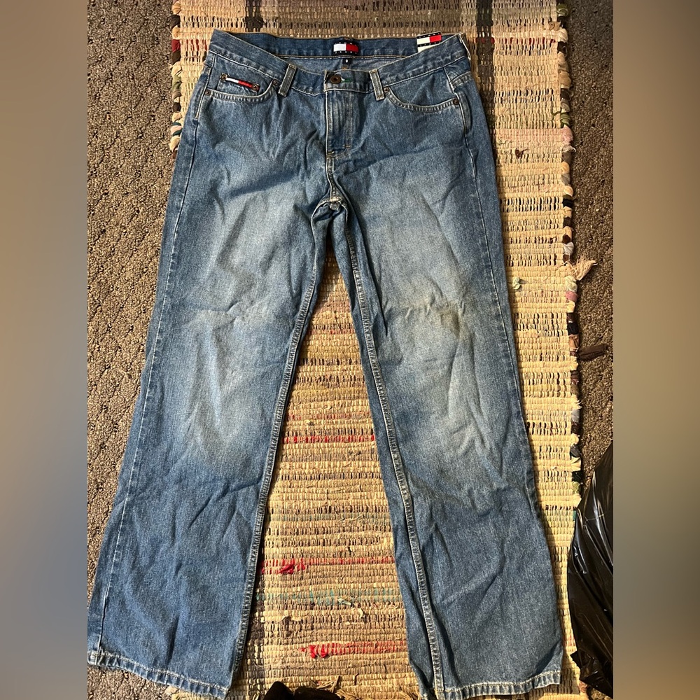 Vintage Tommy Girl Jeans -Tomboy jean
low rise with relaxed fit-- Size 9